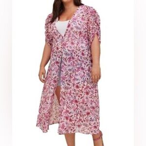 Torrid Button Up Floral Pink Kimono Robe See Through Cardigan plus 1X